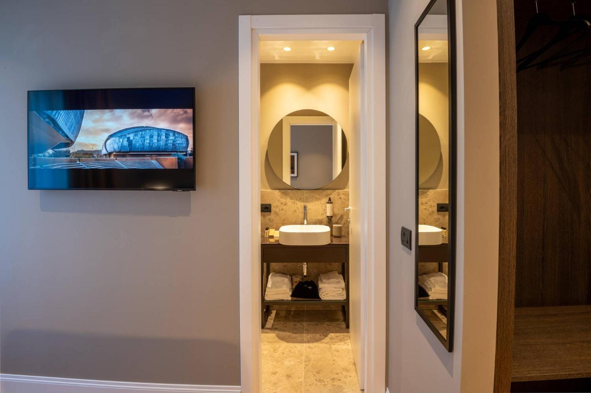 Domus 213 Guest House โรม ภายนอก รูปภาพ
