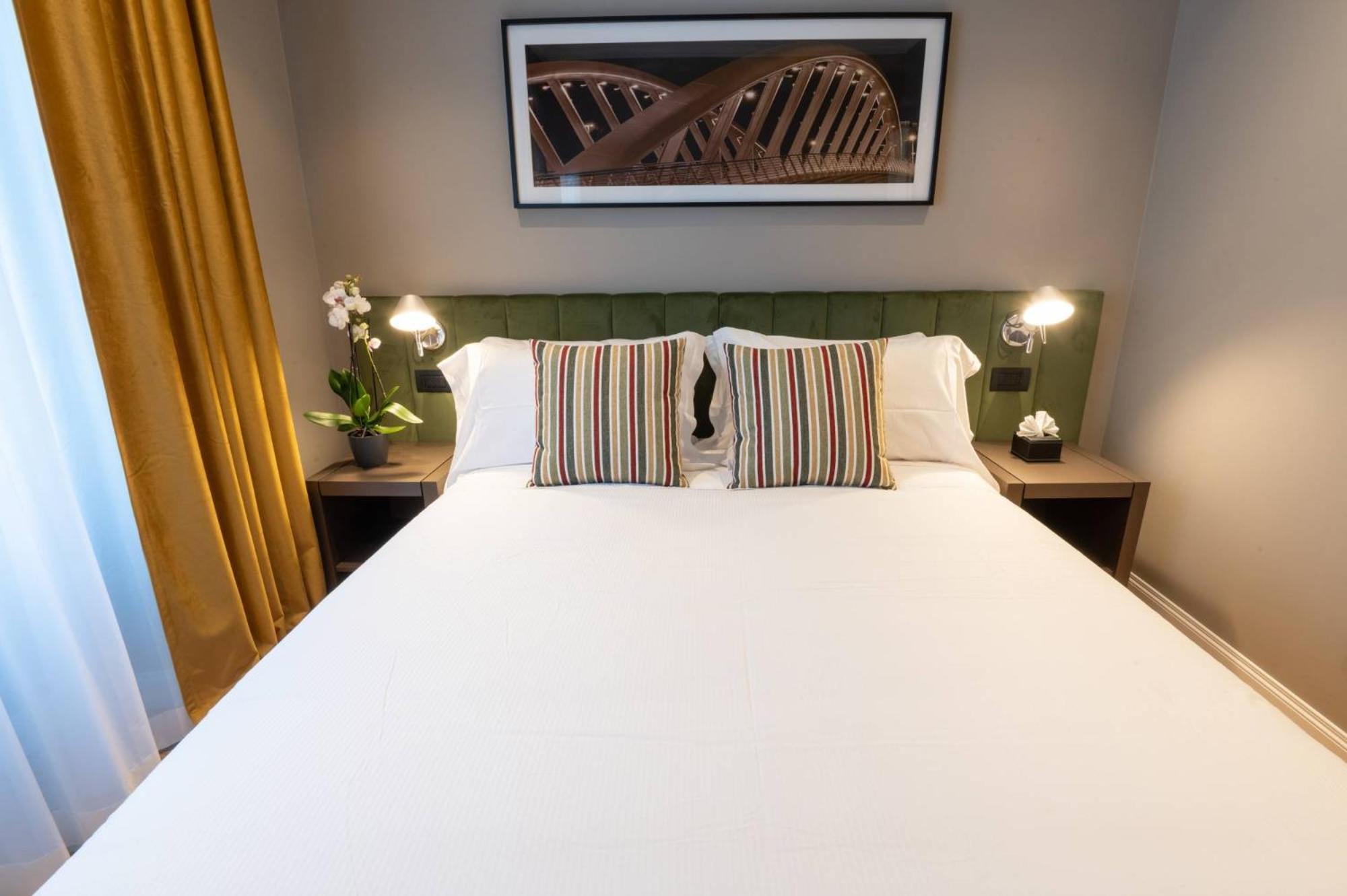 Domus 213 Guest House โรม ภายนอก รูปภาพ